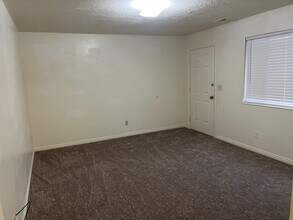 333 E 2700 N in North Logan, UT - Building Photo - Building Photo