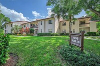 7956 Eastlake Dr in Boca Raton, FL - Foto de edificio - Building Photo