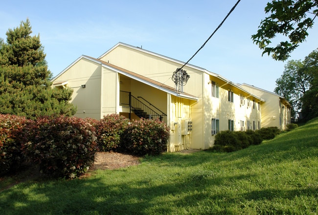 Mary Skinner Apartments in Eugene, OR - Building Photo - Building Photo