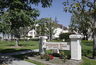 Southpointe Villa Affordable Senior Community in Rialto, CA - Building Photo - Building Photo