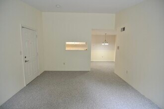 7 Thoreau Ct in Natick, MA - Building Photo - Building Photo
