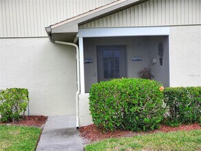 1905 Canterbury Ln in Sun City Center, FL - Building Photo - Building Photo