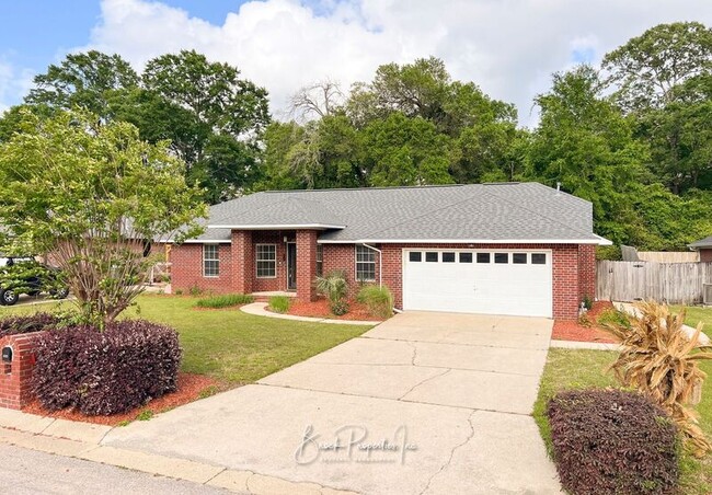 property at 2634 Southern Oaks Dr