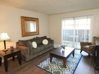 Building Photo - Enclave Apartments in Las Vegas, Nevada