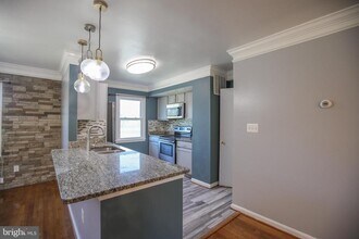 12337 Chesterton Dr in Upper Marlboro, MD - Foto de edificio - Building Photo