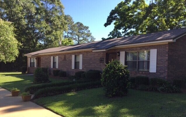 259 W 1st St in Luverne, AL - Building Photo - Building Photo