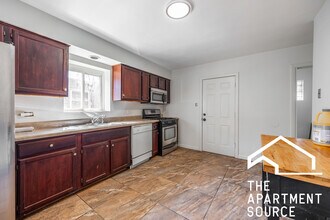 1749 E 71st Pl in Chicago, IL - Building Photo - Building Photo