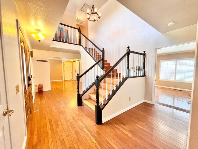 411 Bluff Dr in Los Banos, CA - Building Photo - Building Photo