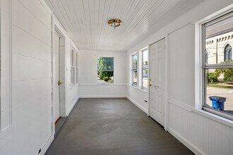 209 Appleton St in Menasha, WI - Building Photo - Building Photo