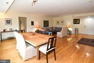5450 Whitley Park Terrace in Bethesda, MD - Building Photo - Building Photo