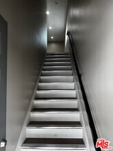 731 E 33rd St in Los Angeles, CA - Foto de edificio - Building Photo