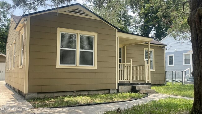 property at 5228 Sunderland Rd