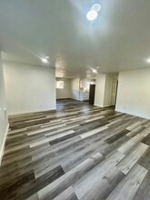 1413 Bowmont Ave in Kelso, WA - Building Photo - Building Photo