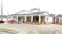 Grove Manor in Spruce Grove, AB - Building Photo - Primary Photo