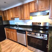 335 Cypress St in Manchester, NH - Building Photo - Building Photo