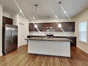 451 Pearson Cir in Hampton, GA - Building Photo - Building Photo