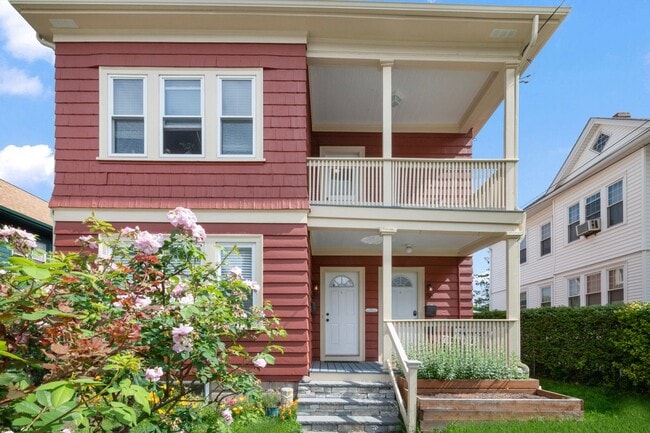 property at 84 Rochambeau Ave