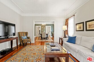 619 N Plymouth Blvd in Los Angeles, CA - Building Photo - Building Photo