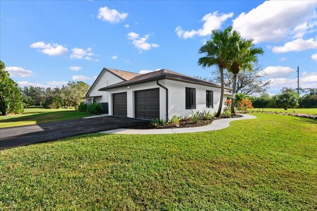 property at 16748 Fox Trail Ln