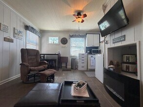 105 Chambers Point in Hot Springs, AR - Foto de edificio - Building Photo