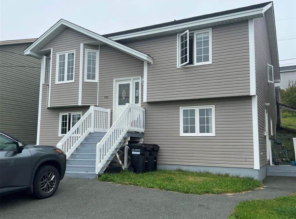 590 Empire Ave in St John's, NL - Building Photo