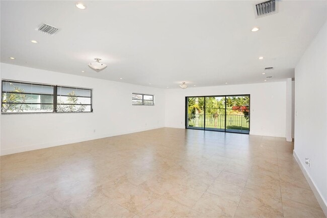 1175 Campo Sano Ave in Coral Gables, FL - Building Photo - Building Photo