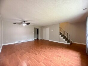 3307 Shasta Ct in Virginia Beach, VA - Building Photo - Building Photo