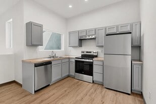 9368 Valley View Dr NW in Albuquerque, NM - Building Photo