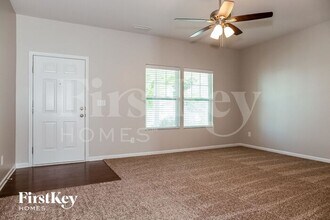2203 Lake Vista Drive in Mount Holly, NC - Building Photo - Building Photo