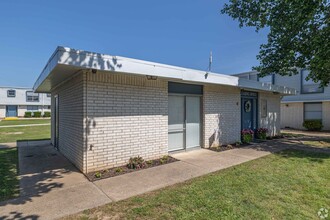 Higdon Ferry Apartments in Hot Springs, AR - Foto de edificio - Building Photo