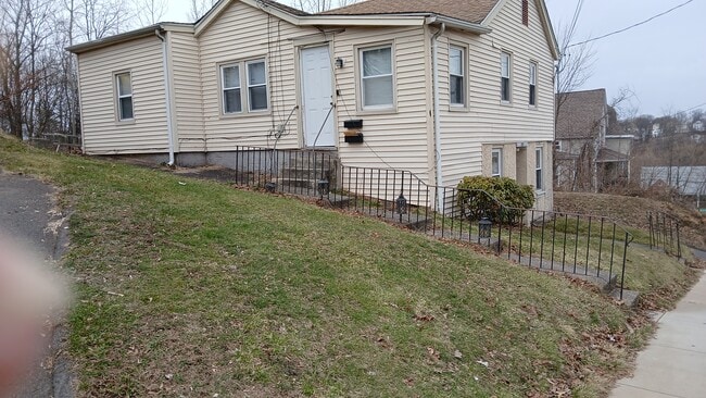 252 Clark St, Unit 1