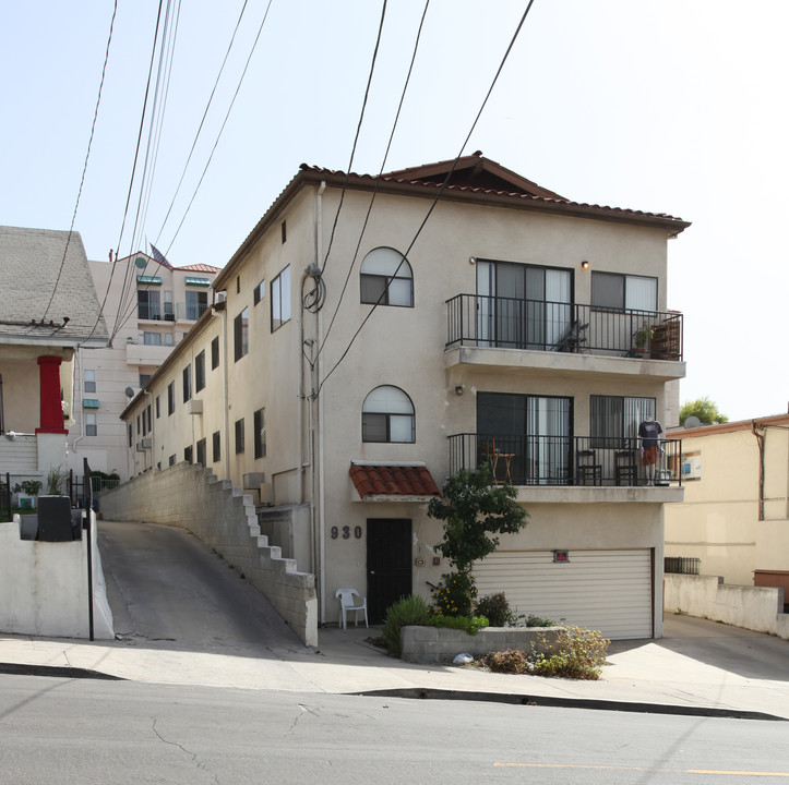 930 Centennial St in Los Angeles, CA - Building Photo