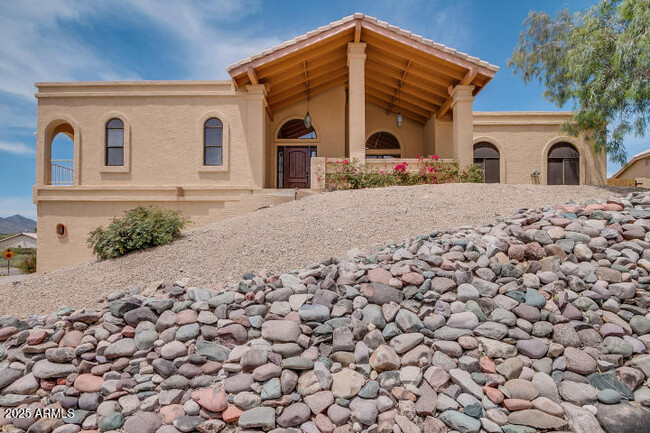 property at 15041 N Calle Del Prado