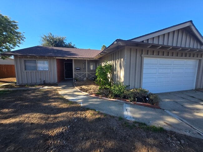 4464 Arendo Dr