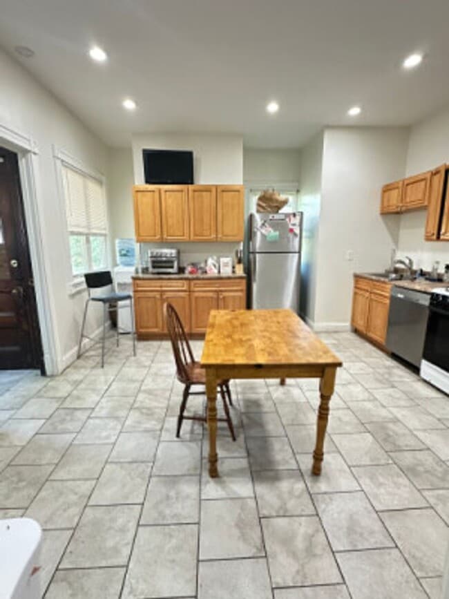 27 Orkney Rd in Boston, MA - Building Photo - Building Photo