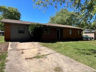 1502 White Rd in Springdale, AR - Building Photo