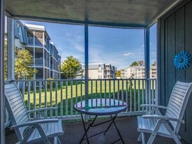36011 Condo Dr in Rehoboth Beach, DE - Building Photo