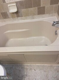 1833 W Lexington St photo'