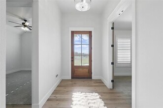 1000 Hennesay Pk in Springtown, TX - Building Photo - Building Photo