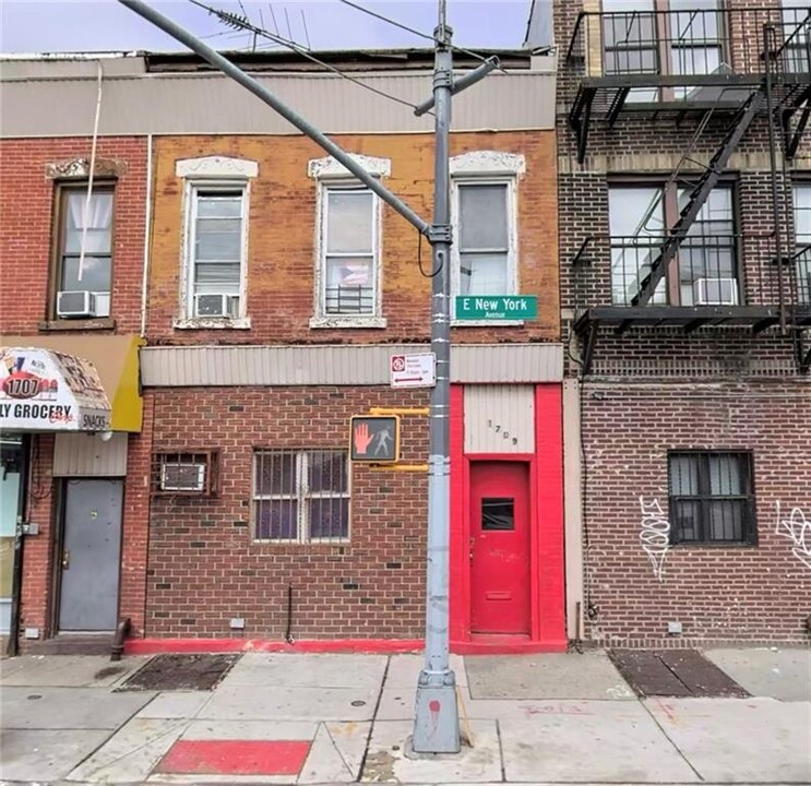 1709 E New York Ave in Brooklyn, NY - Building Photo