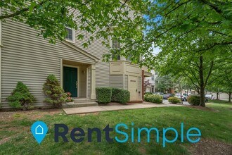 46362 Monocacy Square in Sterling, VA - Building Photo - Building Photo