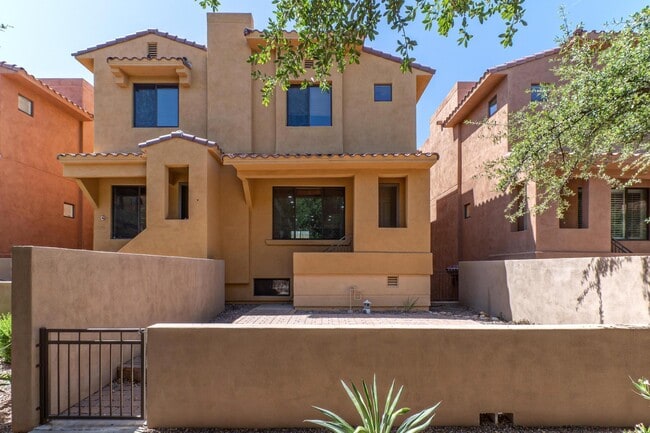 9551 E Redfield Rd in Scottsdale, AZ - Building Photo - Building Photo