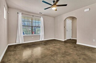 4611 Graceful Ln in Austin, TX - Building Photo