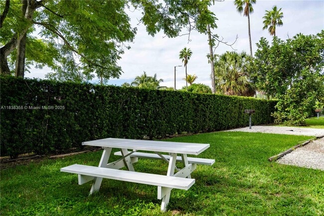 465 NE 59th St in Miami, FL - Building Photo - Building Photo