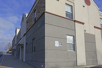 Front Royal Town Apartments in Front Royal, VA - Building Photo - Building Photo