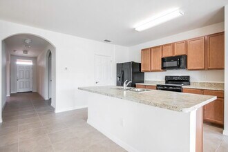 218 SE 8th St in Cape Coral, FL - Building Photo - Building Photo