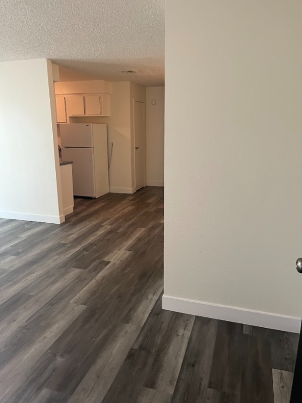 1750 Karen Ave in Las Vegas, NV - Building Photo - Building Photo