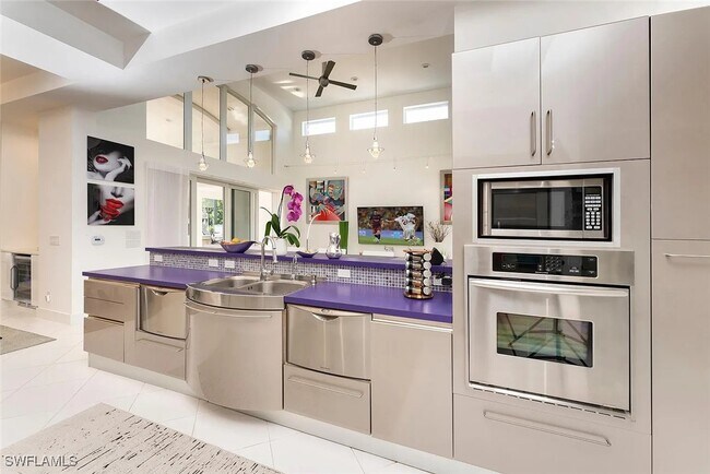 27281 Tennessee St in Bonita Springs, FL - Building Photo - Building Photo