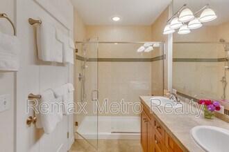 308 Valley St in Seattle, WA - Building Photo - Building Photo