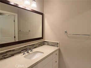 114 Mountain Violet in Irvine, CA - Building Photo - Building Photo